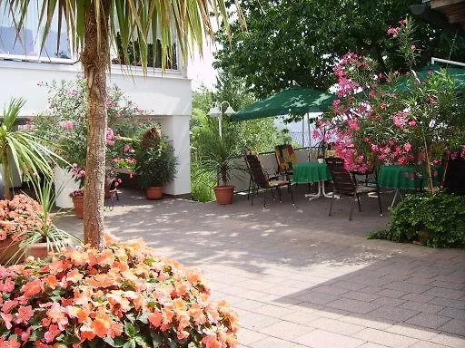 Konukevi Haus Katharina Fussingen